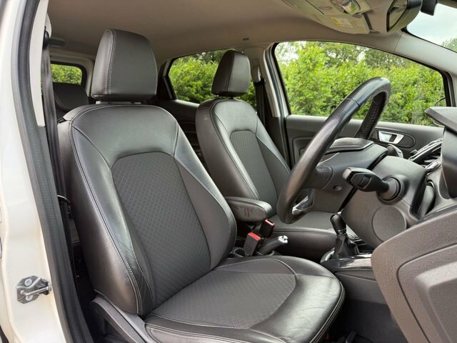 Ford Ecosport Titanium Black #16