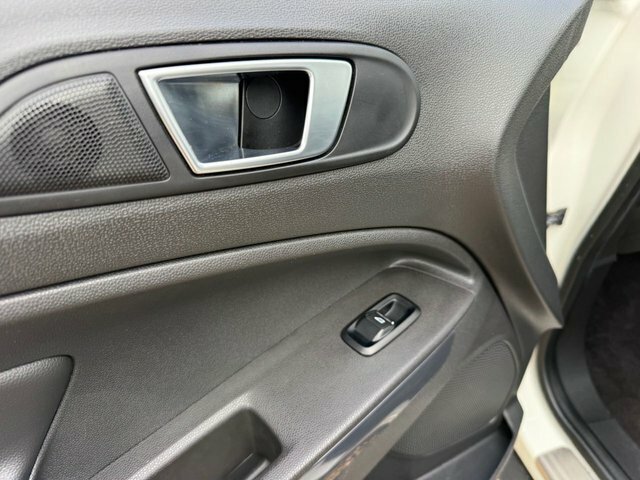 Ford Ecosport Titanium Black #28