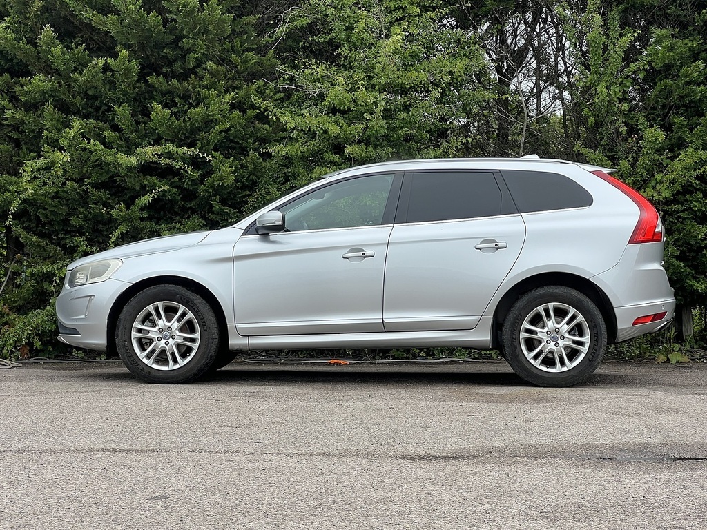 Volvo XC60 T5 Se Lux Nav Silver #5