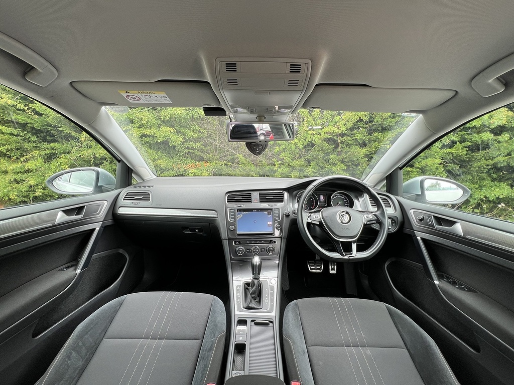 Volkswagen Golf Alltrack Alltrack Tsi 4Motion Dsg White #2