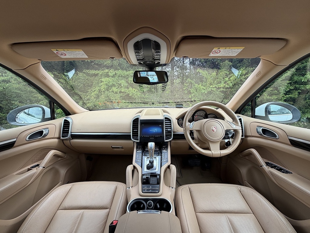 Porsche Cayenne V6 Tiptronic #2