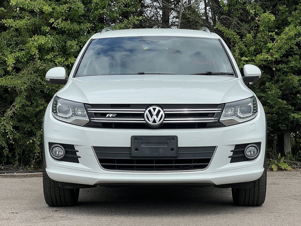 Volkswagen Tiguan R-line Tsi Bluemotion Technology White #4