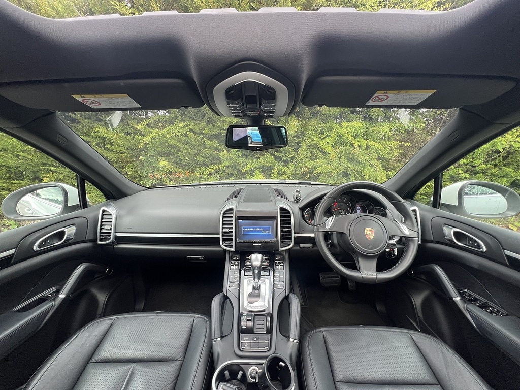 Porsche Cayenne V6 Tiptronic #2