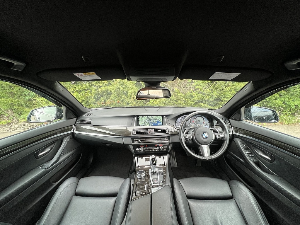 BMW 5 Series 523D M Sport Touring Blue #2