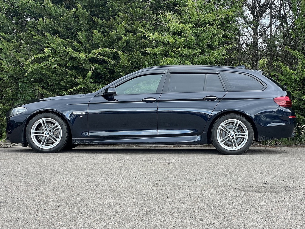 BMW 5 Series 523D M Sport Touring Blue #5