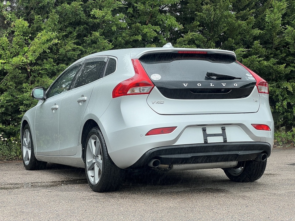 Volvo V40 T4 Se Nav Silver #6