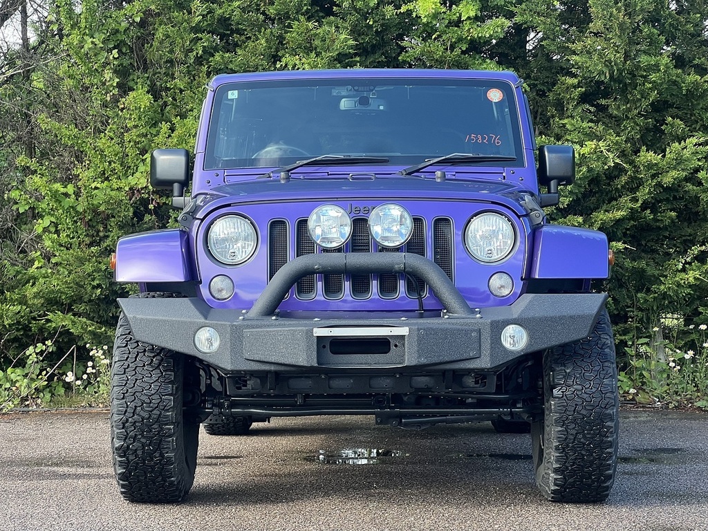 Jeep Wrangler V6 Sahara Unlimited Purple #4