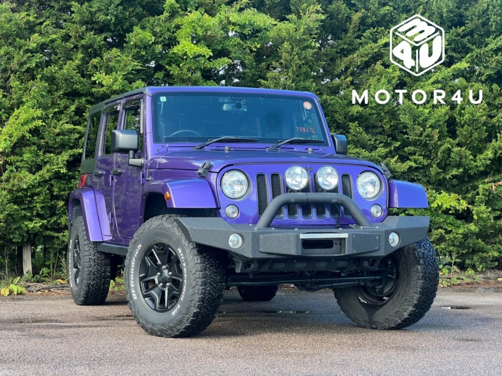 Jeep Wrangler V6 Sahara Unlimited Purple