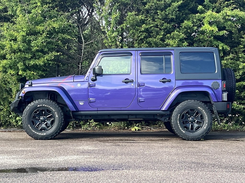 Jeep Wrangler V6 Sahara Unlimited Purple #5