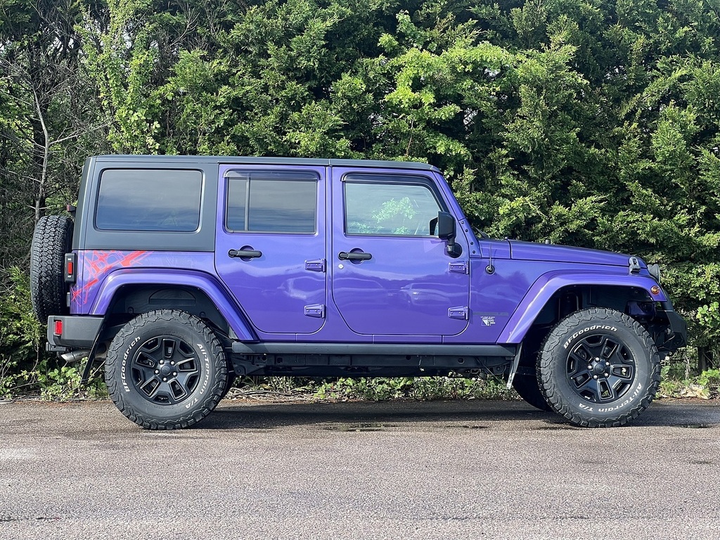 Jeep Wrangler V6 Sahara Unlimited Purple #6