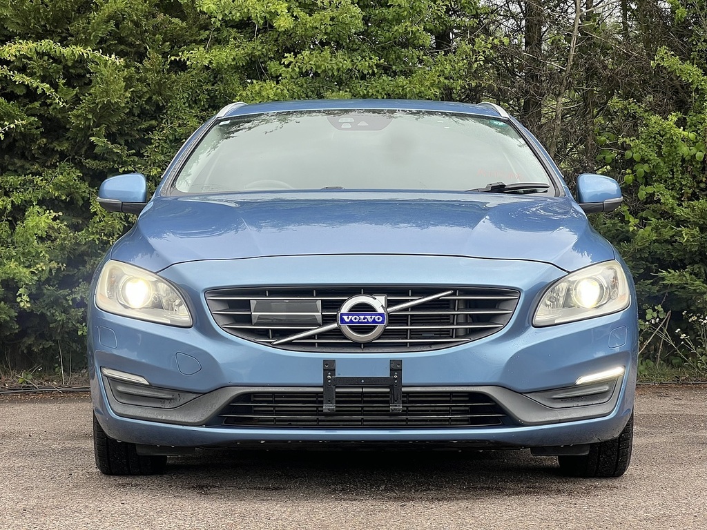 Volvo V60 T4 Se Lux Nav Blue #4