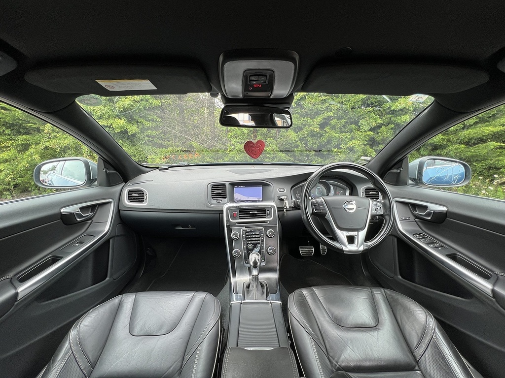 Volvo S60 T4 R-design Lux Nav Blue #2