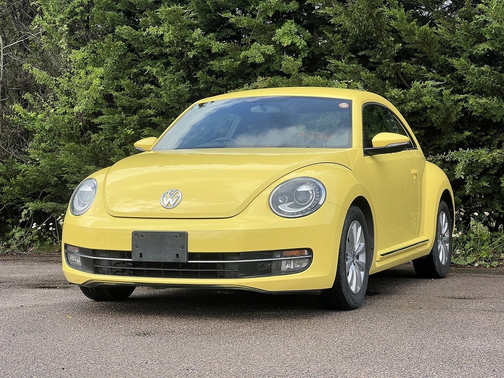 Volkswagen Beetle Design Tsi Dsg Yellow #3