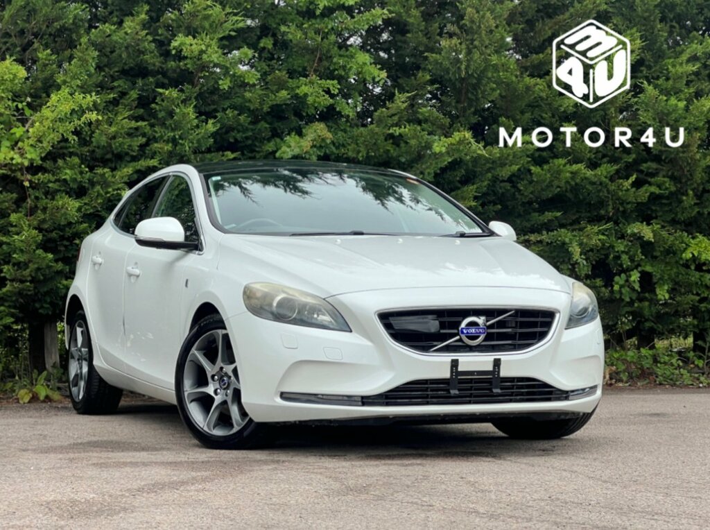 Volvo V40 T4 Se Lux Nav White