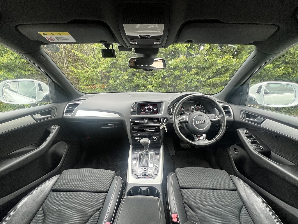 Audi Q5 Tfsi Quattro S Line White #2