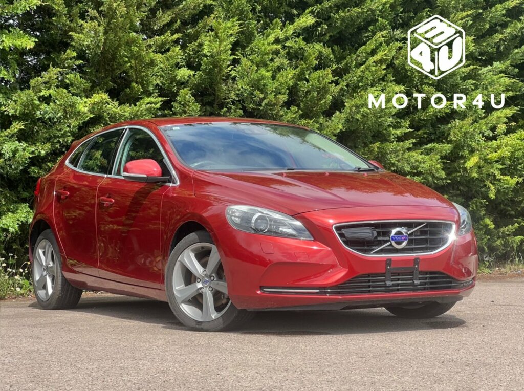 Volvo V40 T4 Se Lux Nav Red