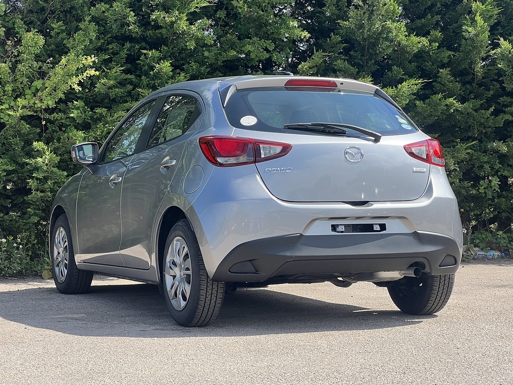 Mazda 2 Se-l #6