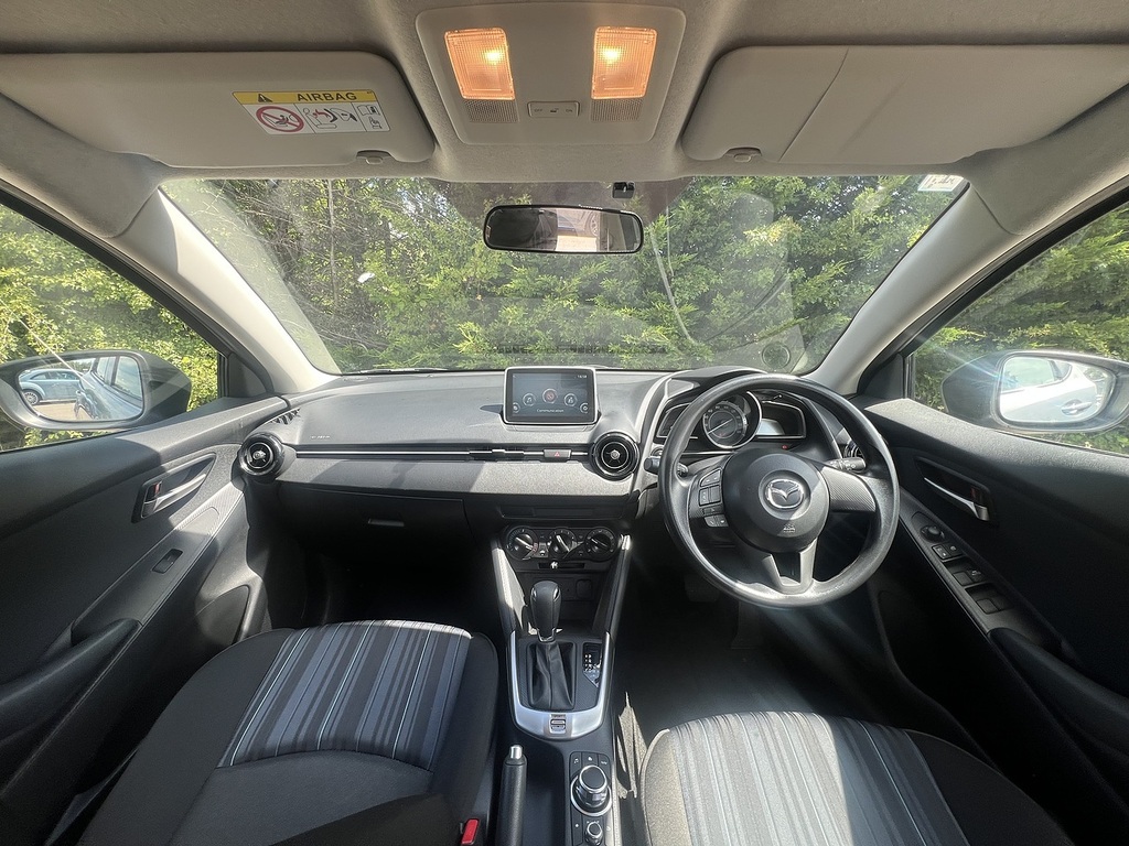 Mazda 2 Se-l #2
