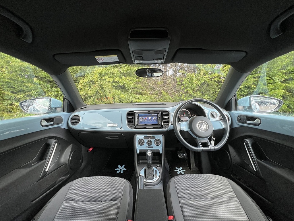 Volkswagen Beetle Design Tsi Dsg Blue #2