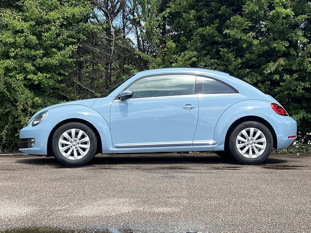 Volkswagen Beetle Design Tsi Dsg Blue #5