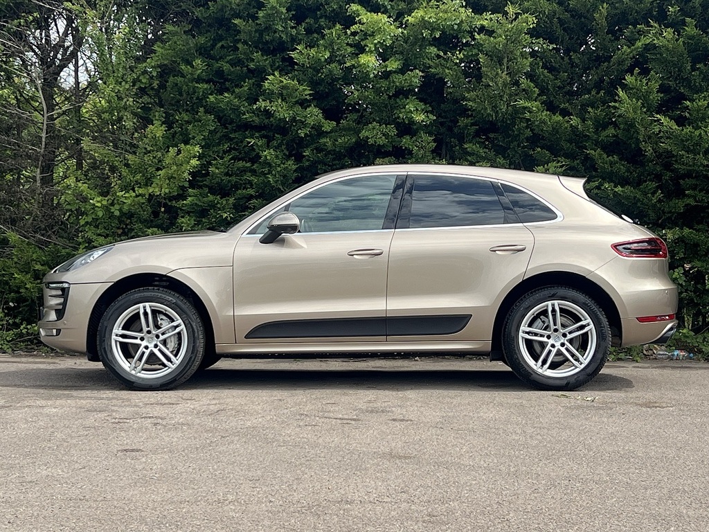 Porsche Macan S Pdk Gold #5