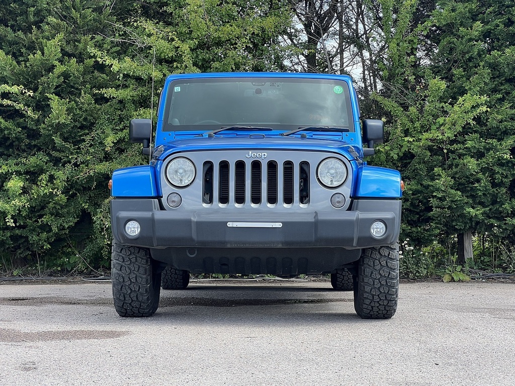 Jeep Wrangler V6 Sahara  #4
