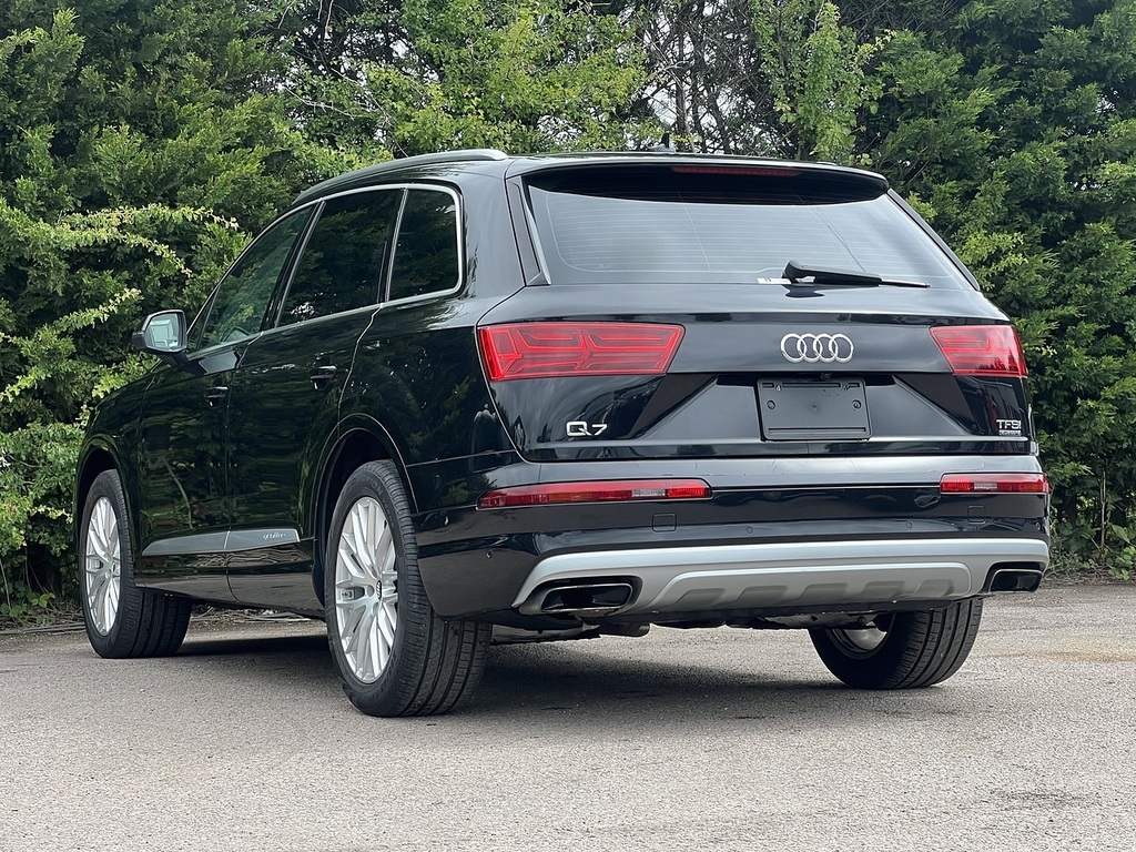 Audi Q7 Tfsi Quattro  Black #6