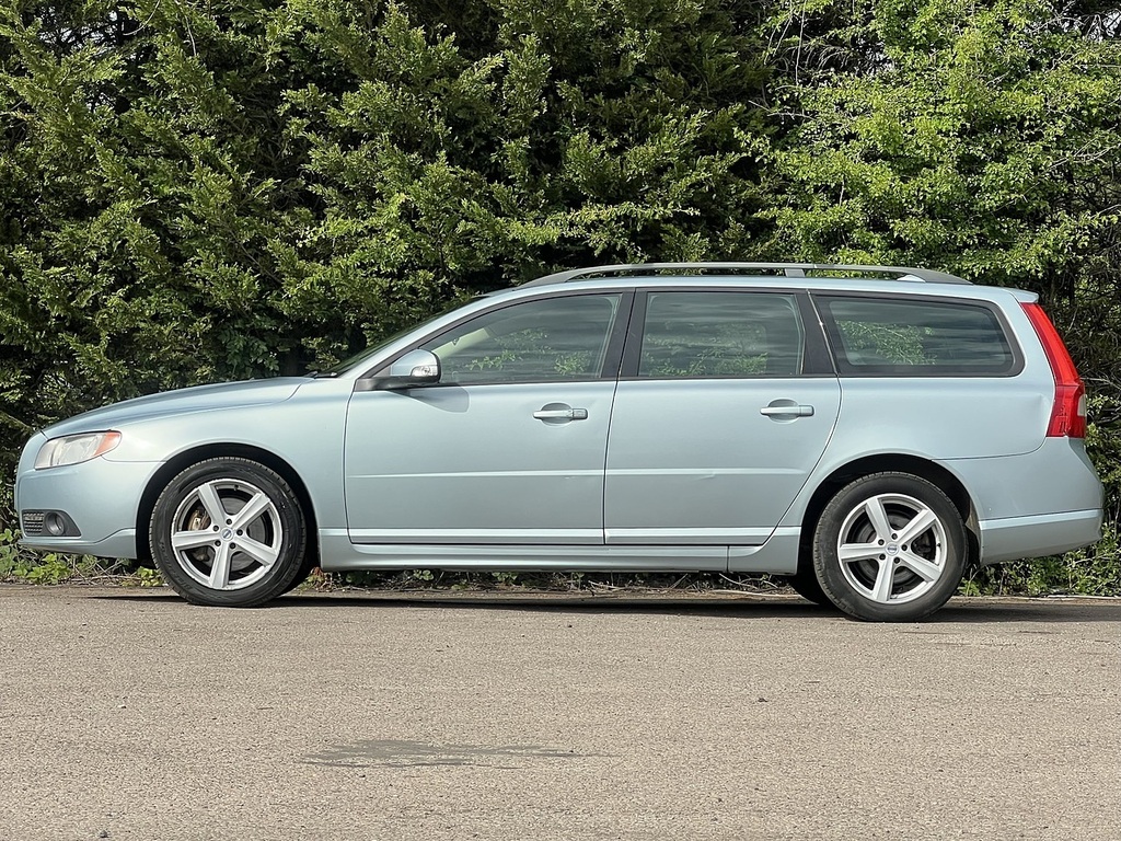 Volvo V70 T5 Se Lux Blue #5