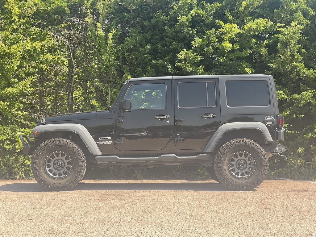 Jeep Wrangler Sport Black #4
