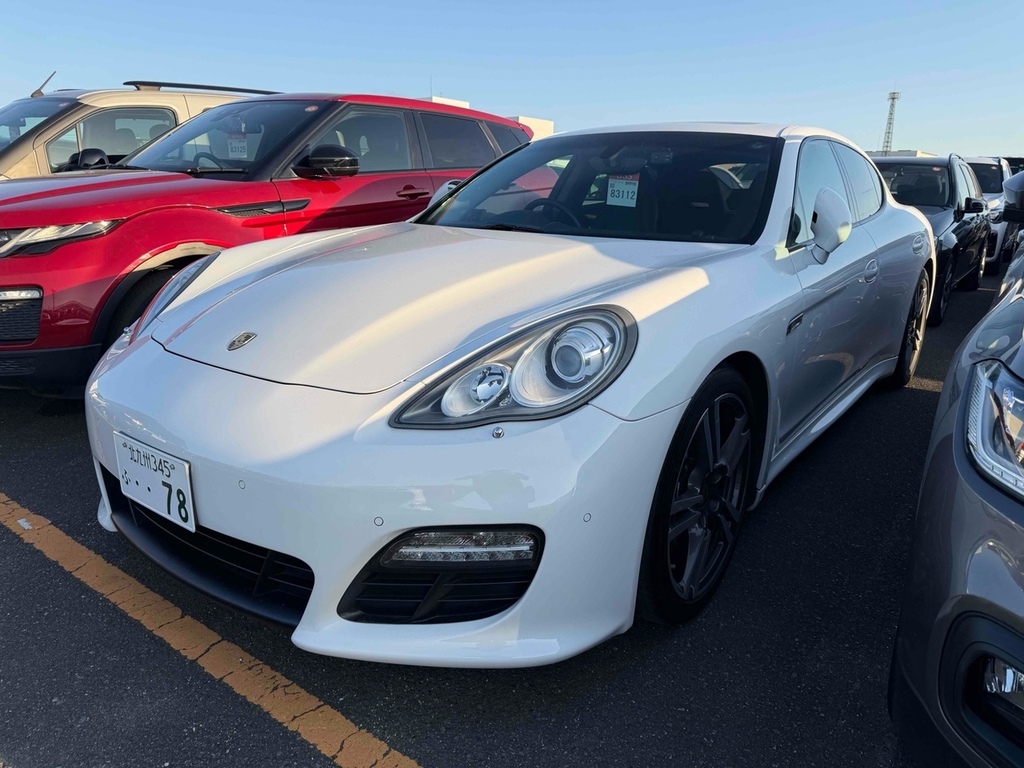 Porsche Panamera V6  #4