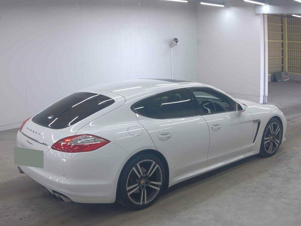 Porsche Panamera Hatchback White #7