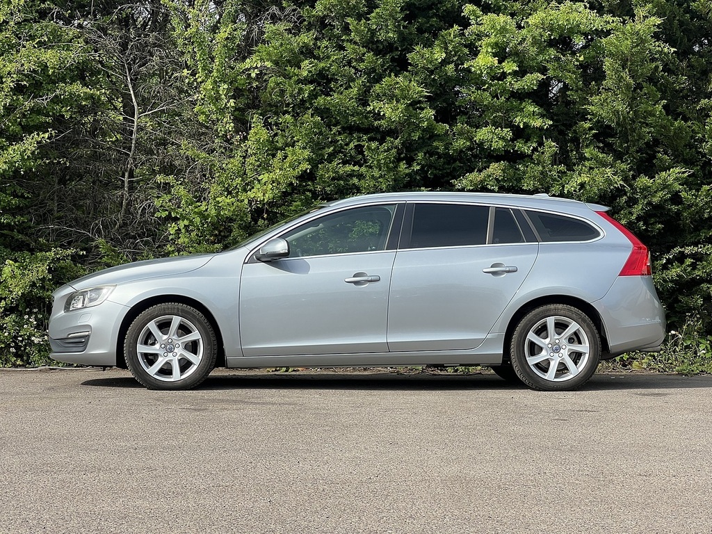 Volvo V60 T4 Se Lux Nav Silver #5