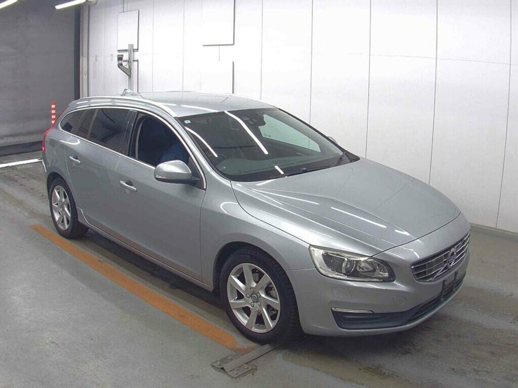Volvo V60 Luxury Edition