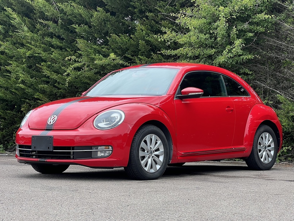 Volkswagen Beetle Design Tsi Red #3