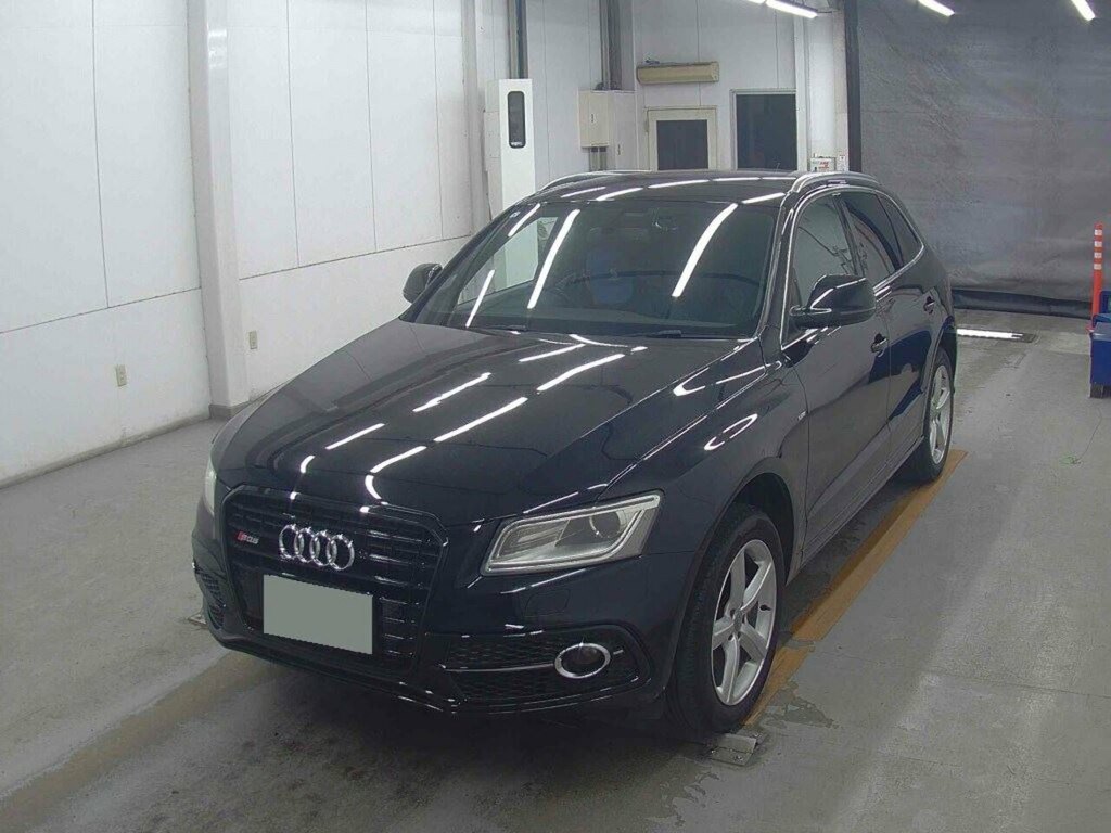 Audi Q5 Tfsi Quattro S Line Competition Plus #3