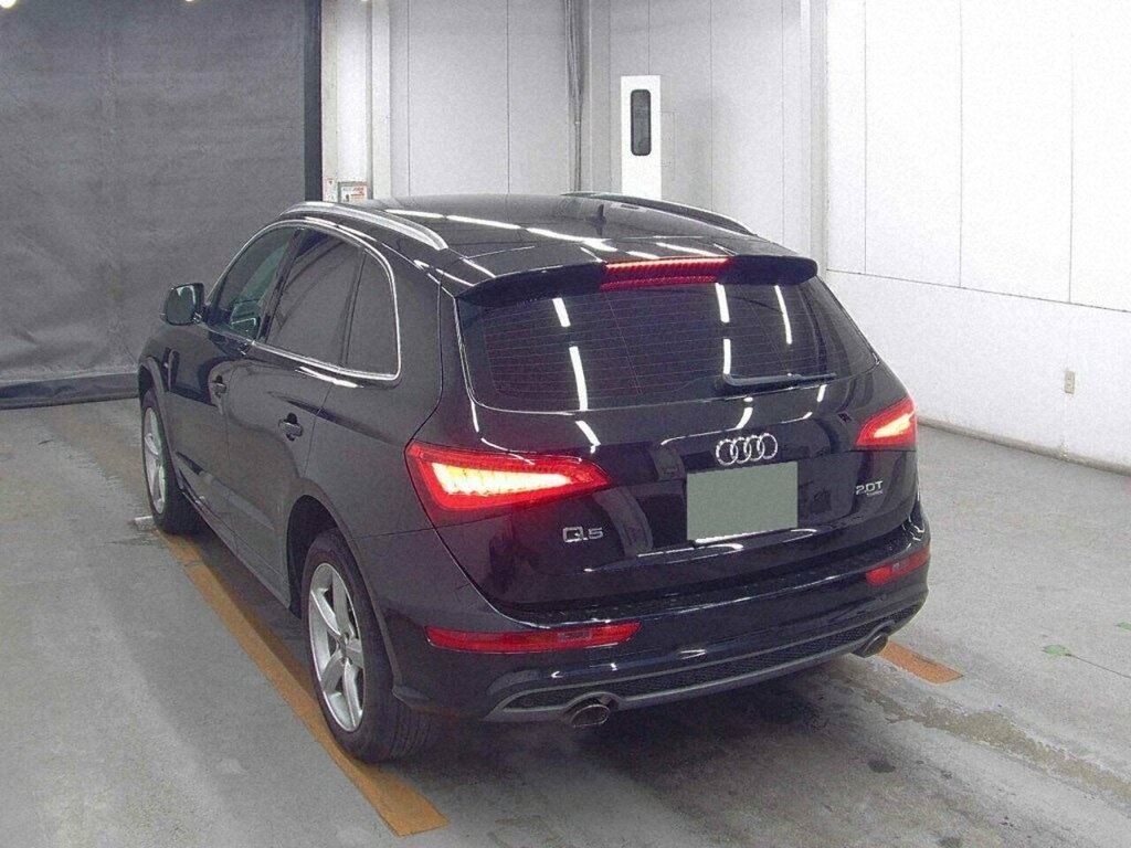 Audi Q5 Tfsi Quattro S Line Competition Plus #4