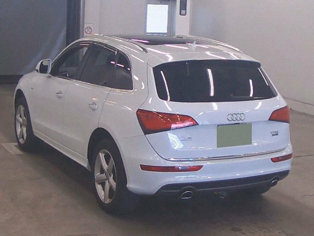 Audi Q5 Tfsi Quattro S Line Competition Plus #4