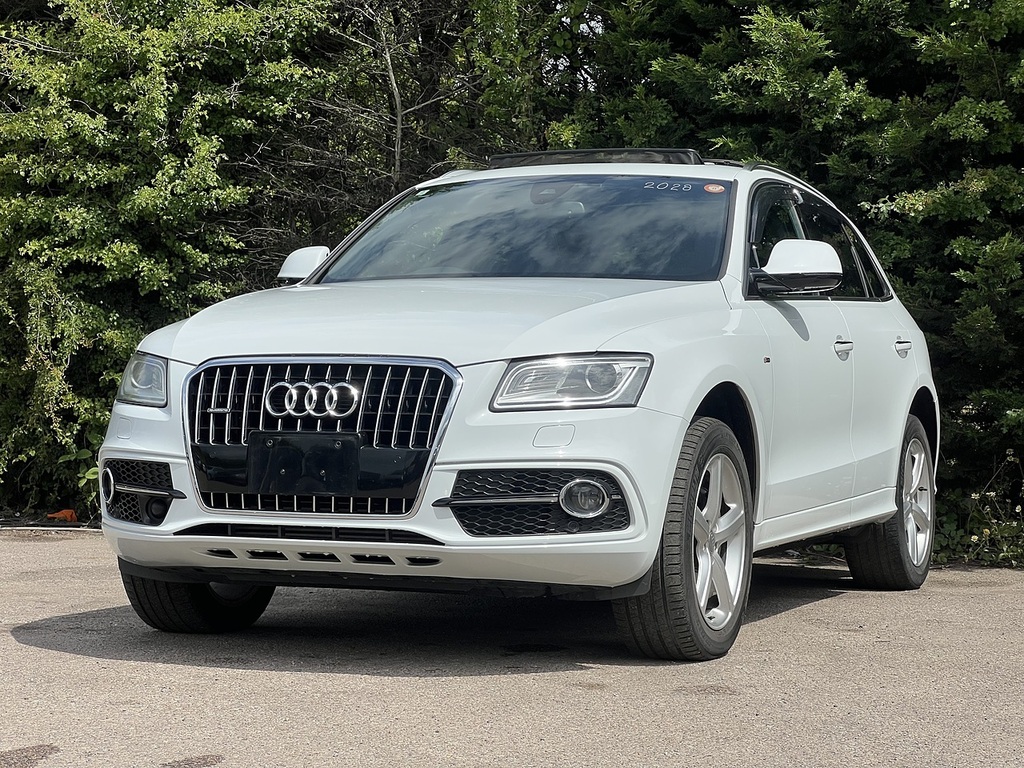 Audi Q5 Tfsi Quattro S Line Competition Plus #3