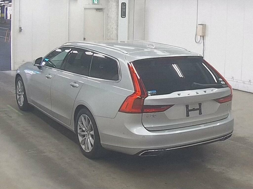 Volvo V90 T5 Momentum  #4