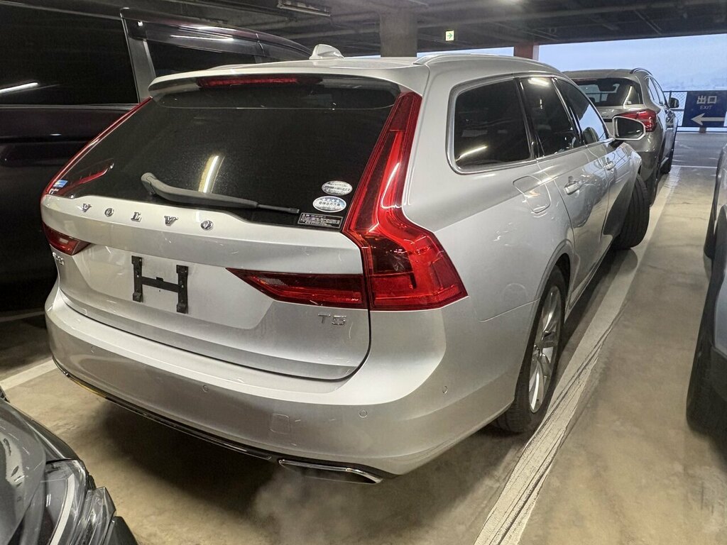 Volvo V90 T5 Momentum  #6