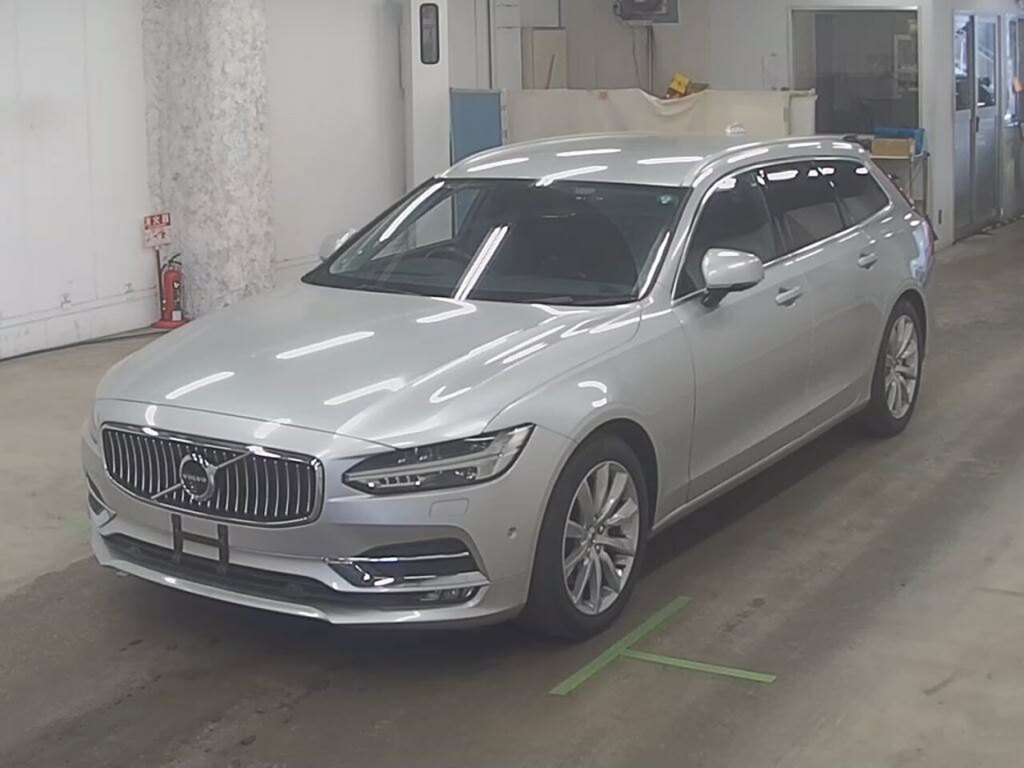 Volvo V90 T5 Momentum  #3