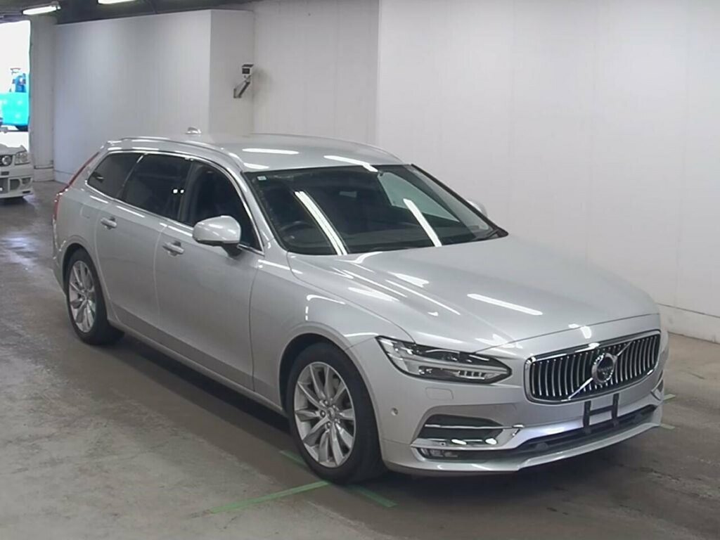 Volvo V90 T5 Momentum 