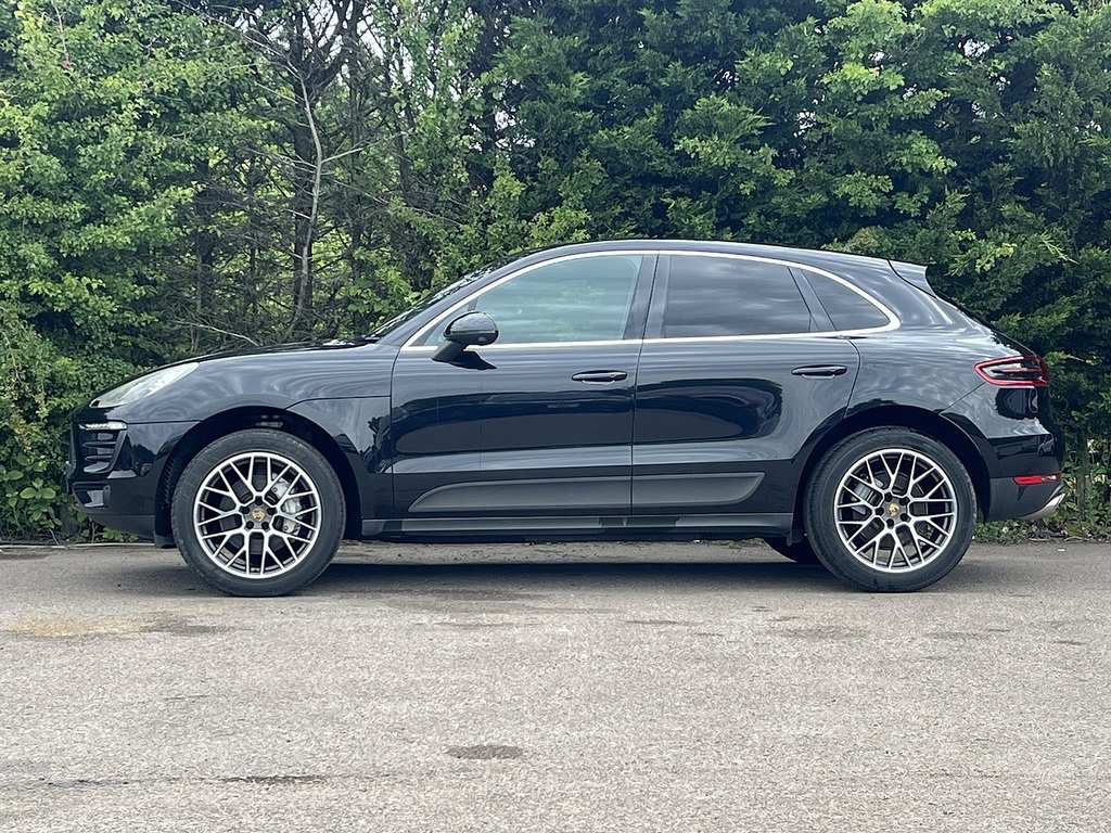 Porsche Macan S Pdk Black #5