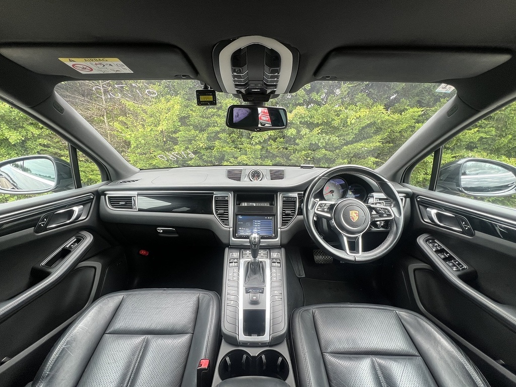 Porsche Macan S Pdk Black #2