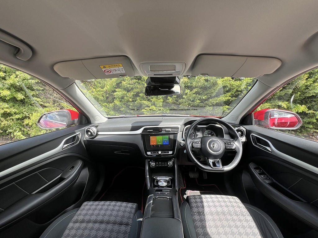 MG ZS Excite CA70GGV Red #2