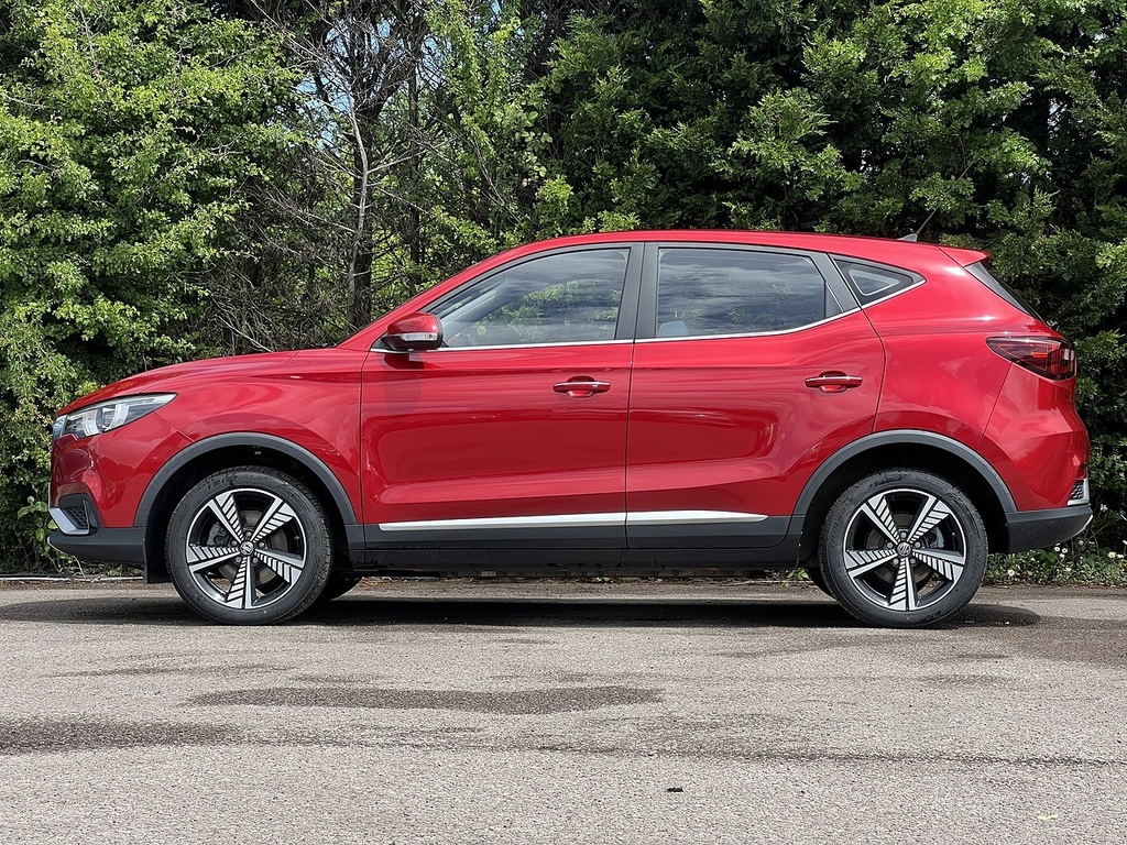 MG ZS Excite CA70GGV Red #5