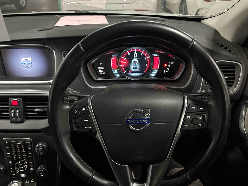 Volvo V40 D2 R Design Blue #13