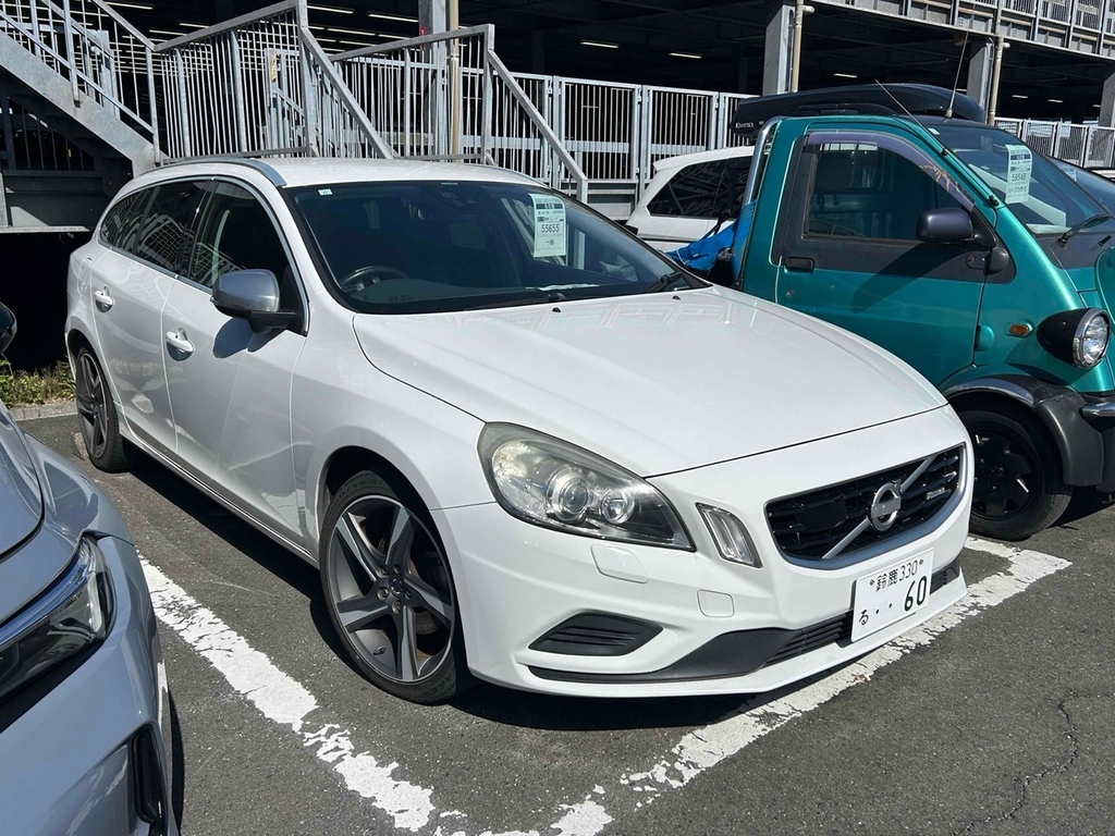 Volvo V60 T5 R-design  #2