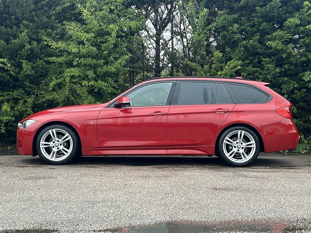 BMW 3 Series 320I M Sport Touring Red #5