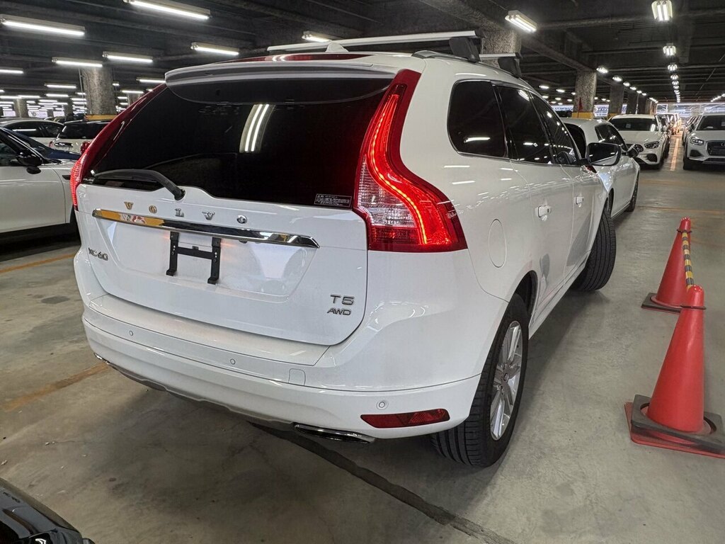Volvo XC60 T5 Se #6